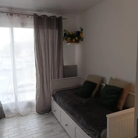 Du Roi 6 Min De La A Pied Le Grau-du-Roi